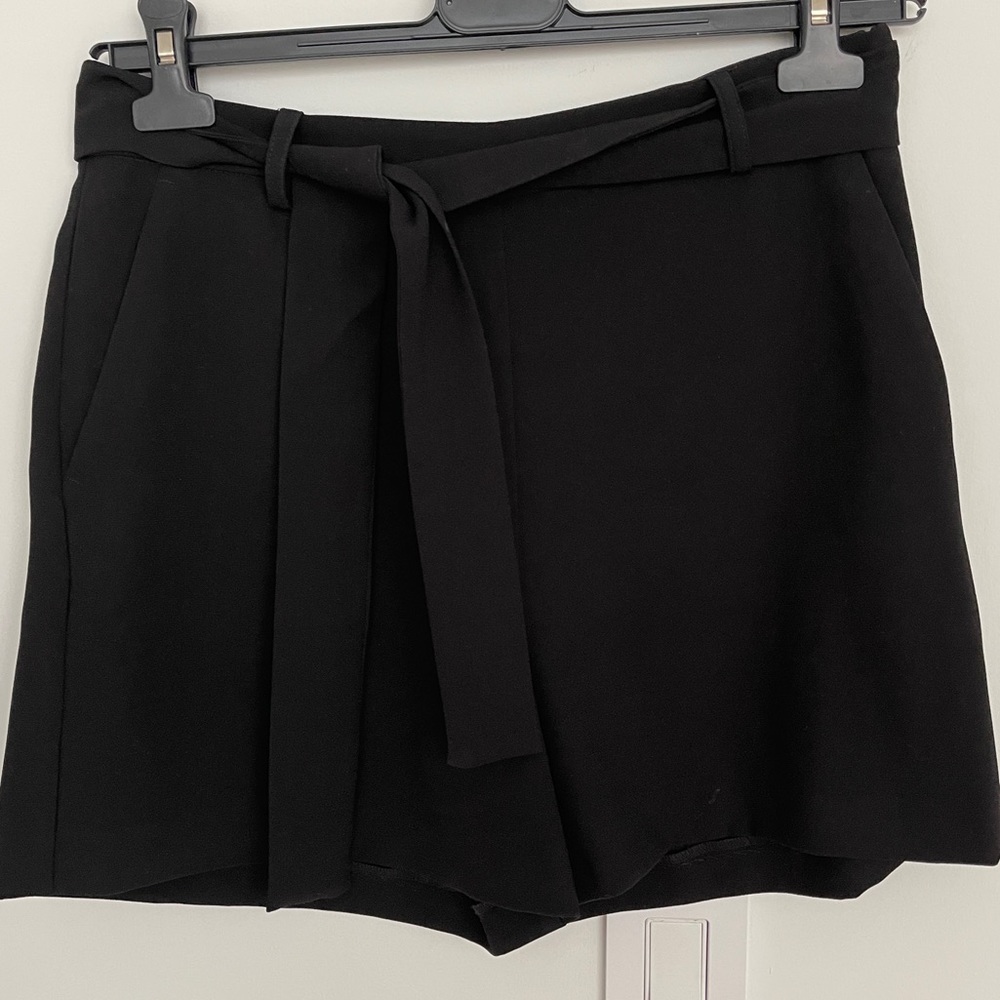 Pinko High rise shorts with tie